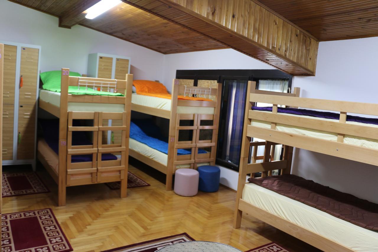 Hostel Trajan Donji Milanovac Exterior photo