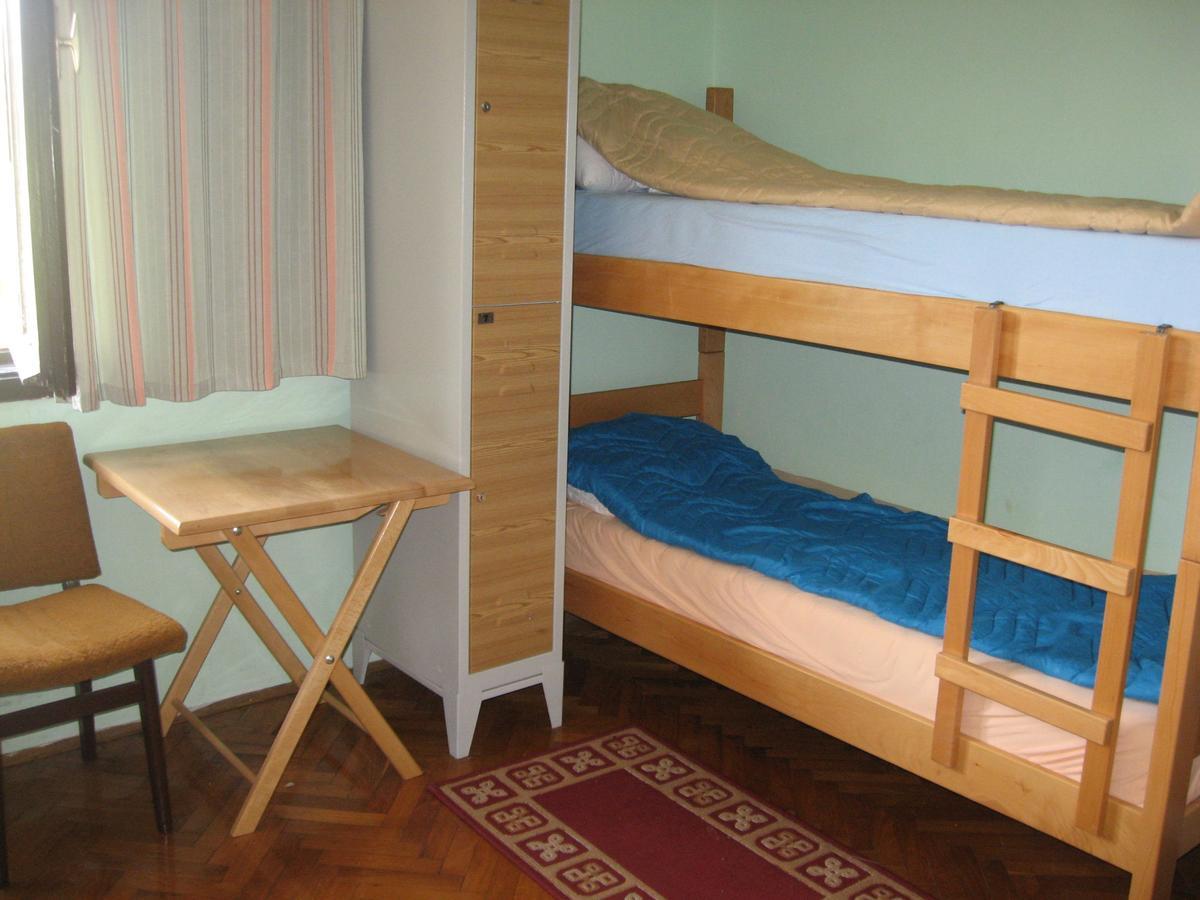 Hostel Trajan Donji Milanovac Exterior photo