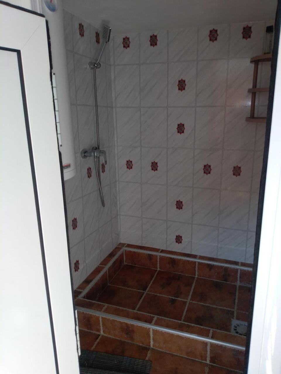 Hostel Trajan Donji Milanovac Exterior photo